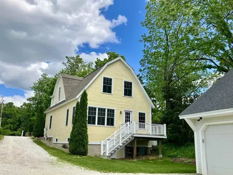 26 N Main Street Mont Vernon NH 03057
