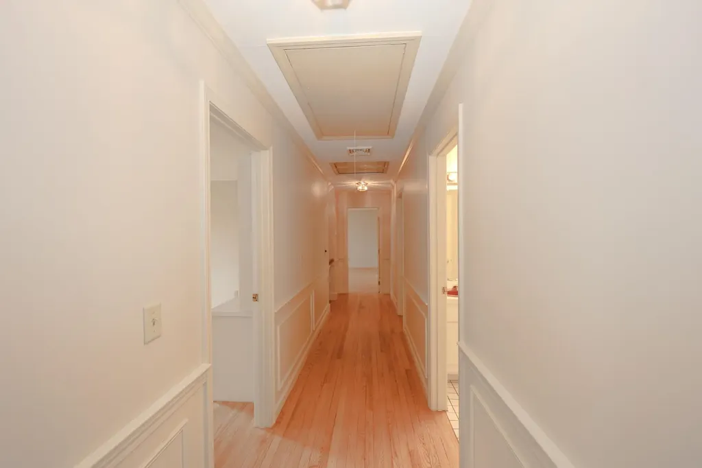 6 Hawk Drive Bedford NH 03110