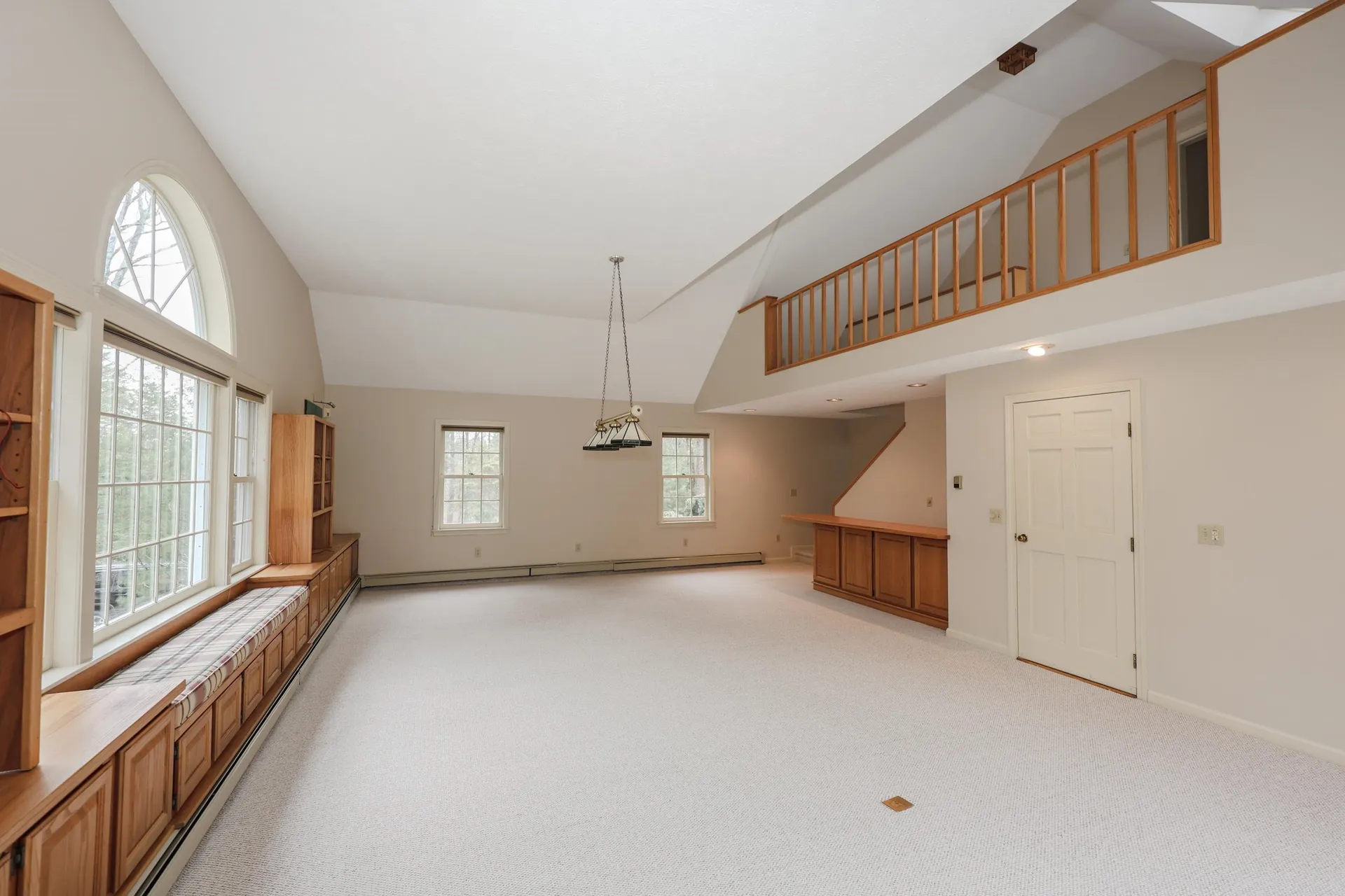 6 Hawk Drive Bedford NH 03110