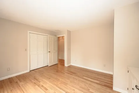 6 Hawk Drive Bedford NH 03110