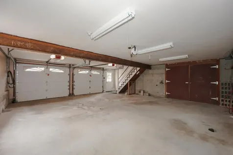 6 Hawk Drive Bedford NH 03110