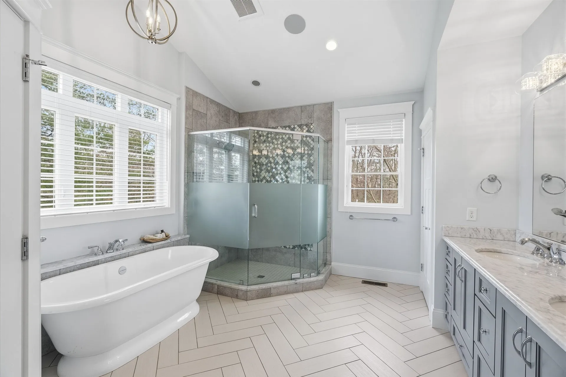 5 Ryan Farm Road Windham NH 03087