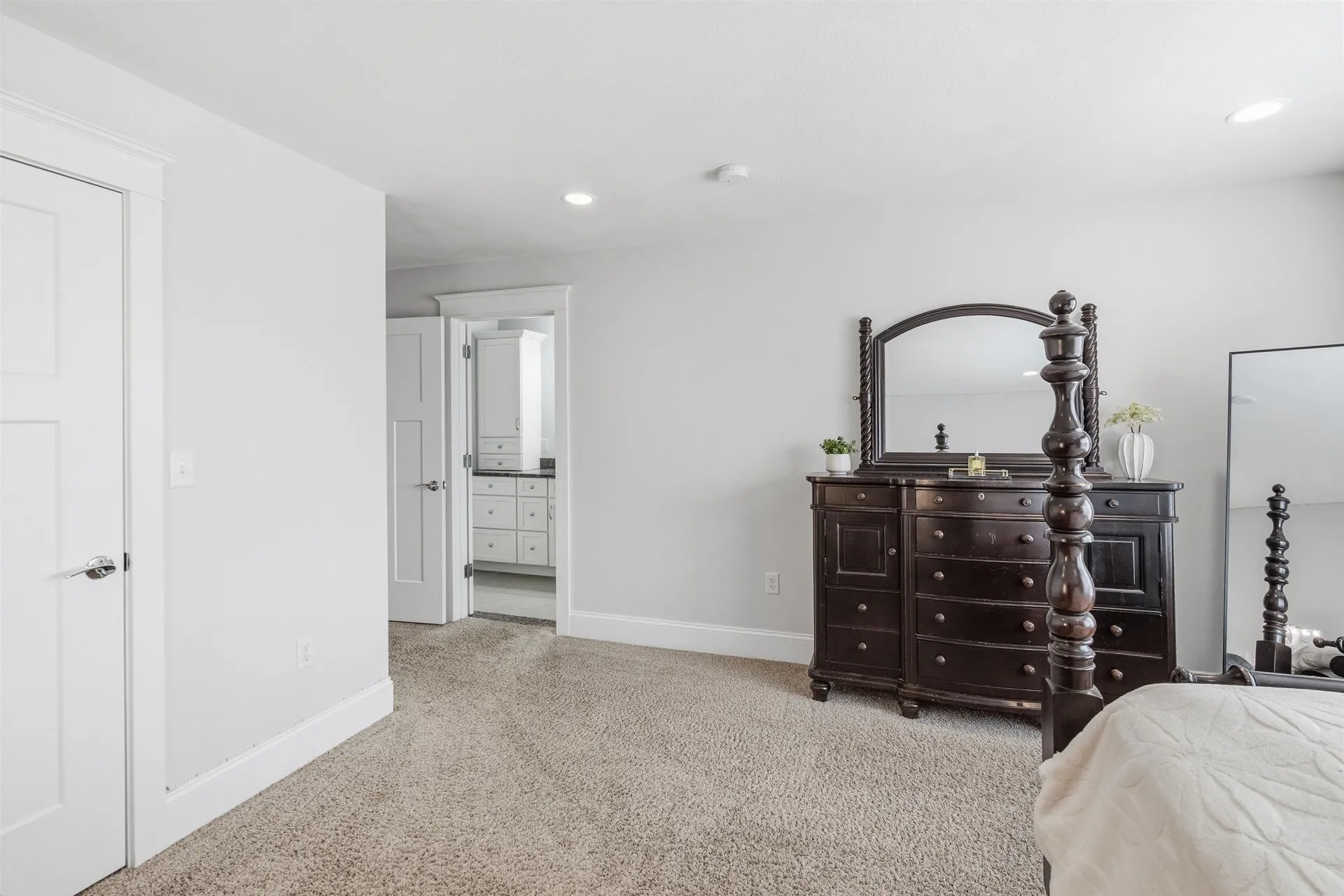 5 Ryan Farm Road Windham NH 03087