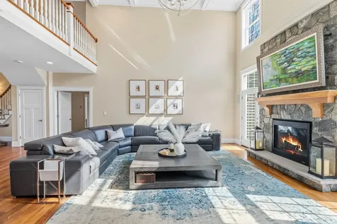 5 Ryan Farm Road Windham NH 03087