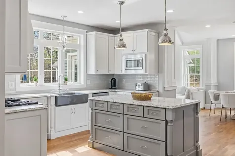 5 Ryan Farm Road Windham NH 03087