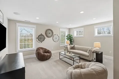 5 Ryan Farm Road Windham NH 03087
