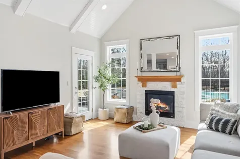 5 Ryan Farm Road Windham NH 03087