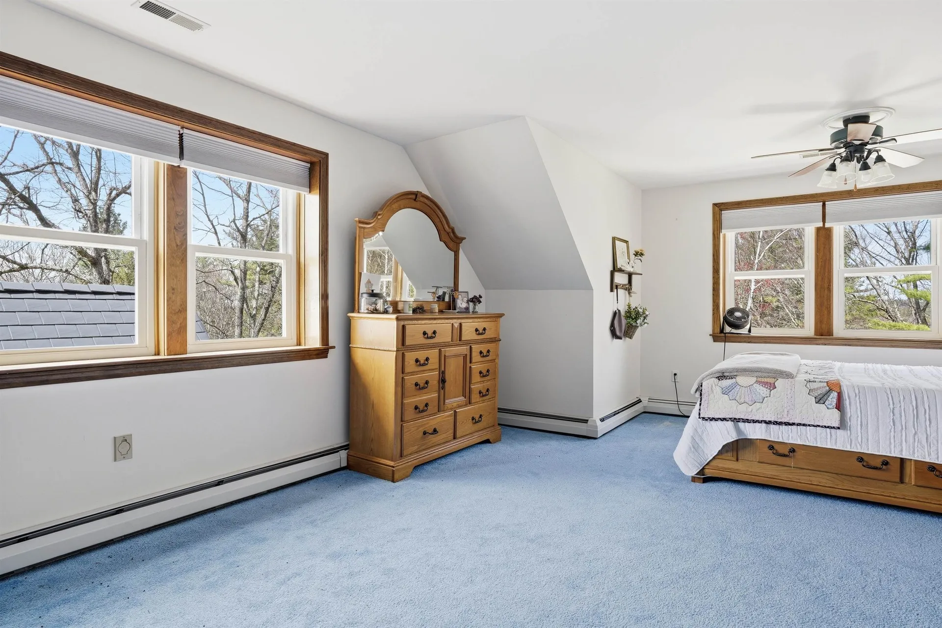 67 Forest Street Londonderry NH 03053
