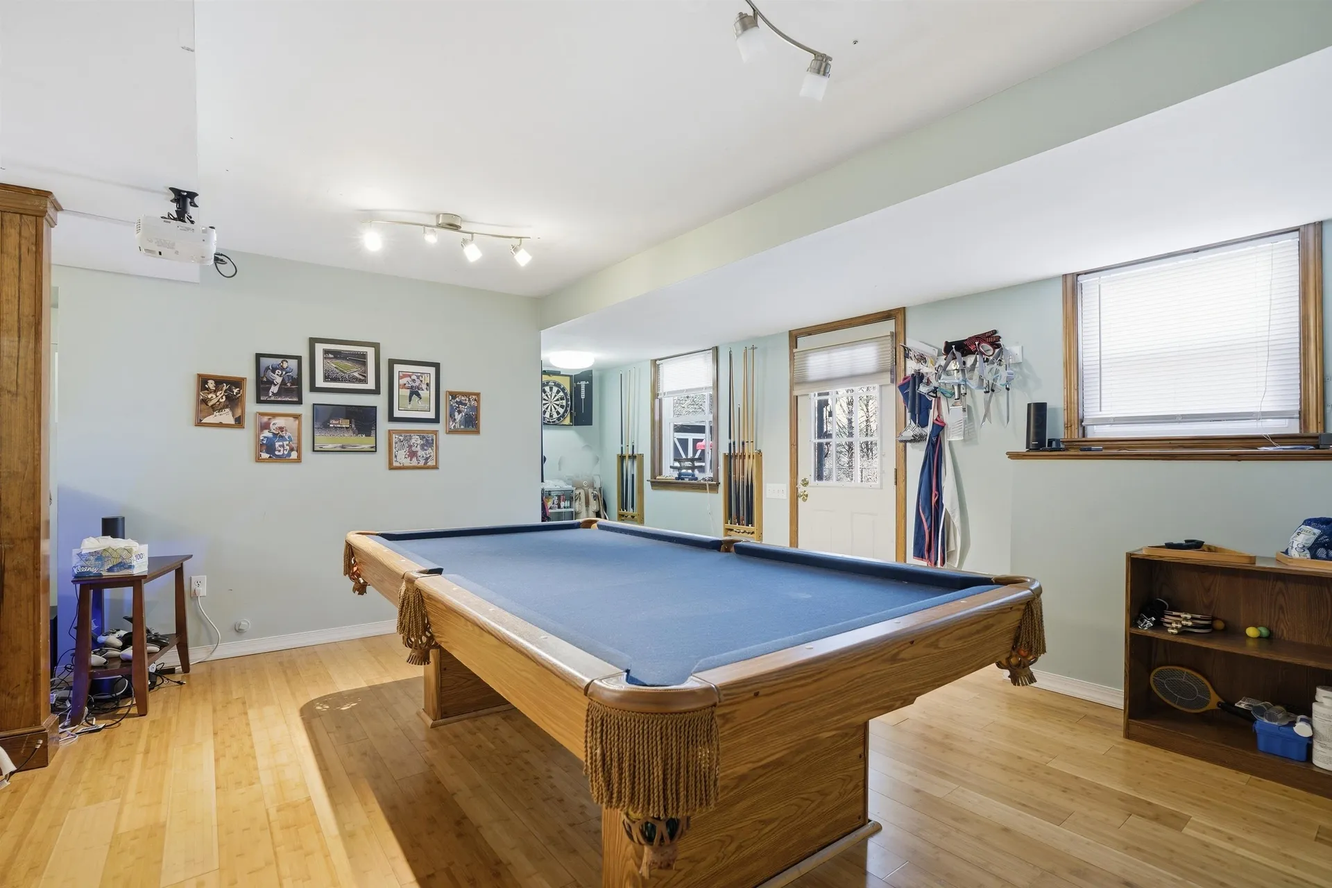 67 Forest Street Londonderry NH 03053
