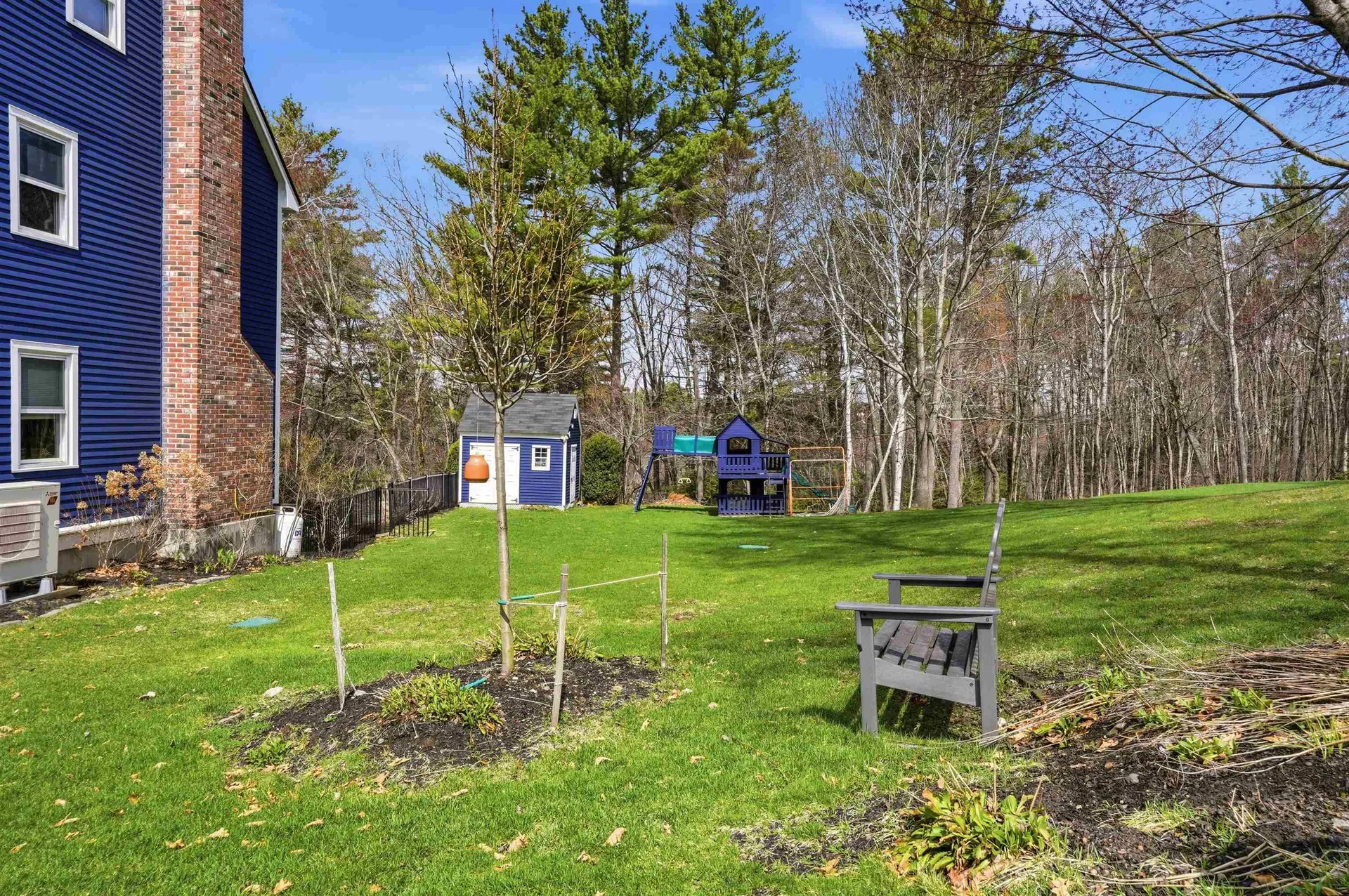 67 Forest Street Londonderry NH 03053