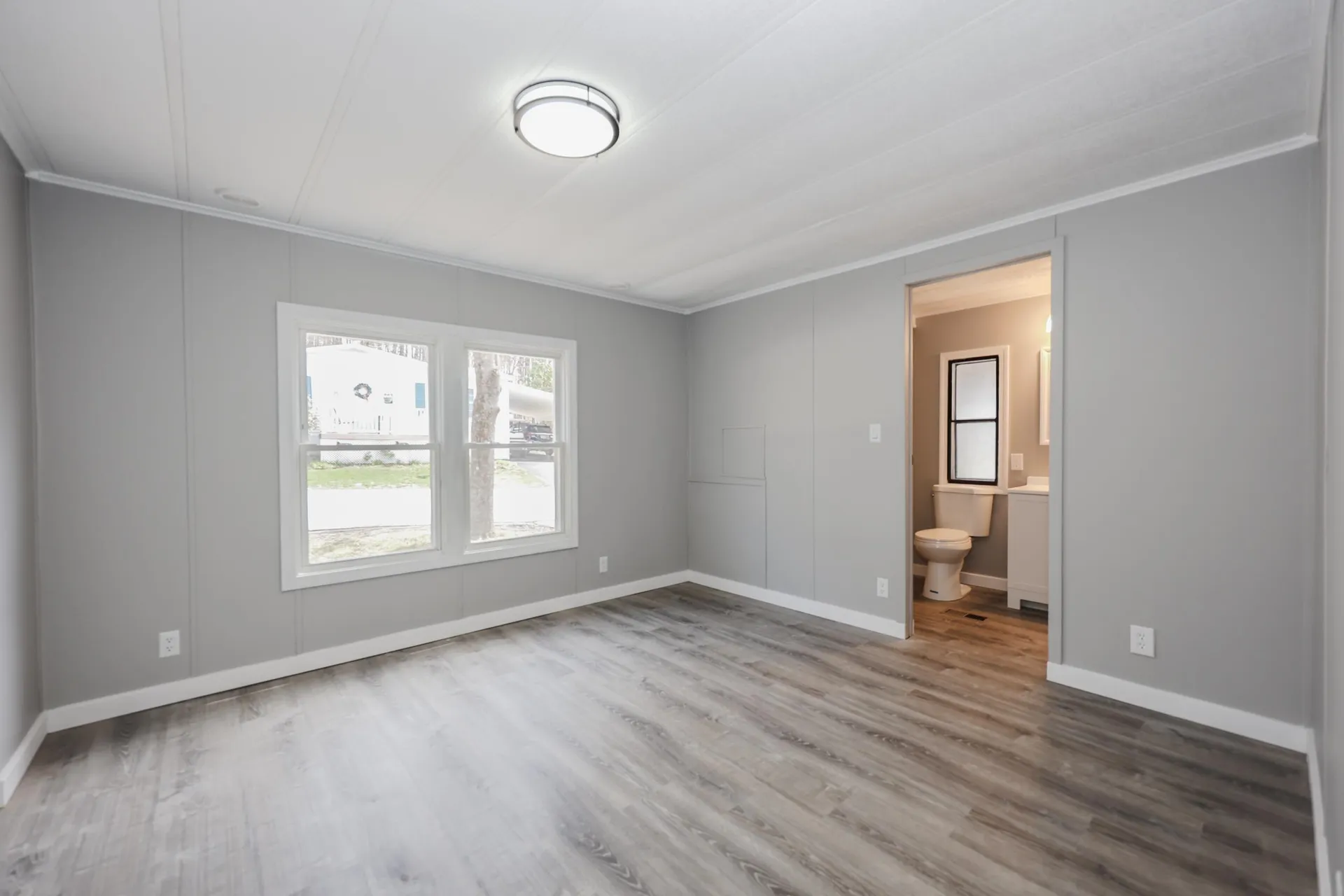 24 Donald Drive Goffstown NH 03045