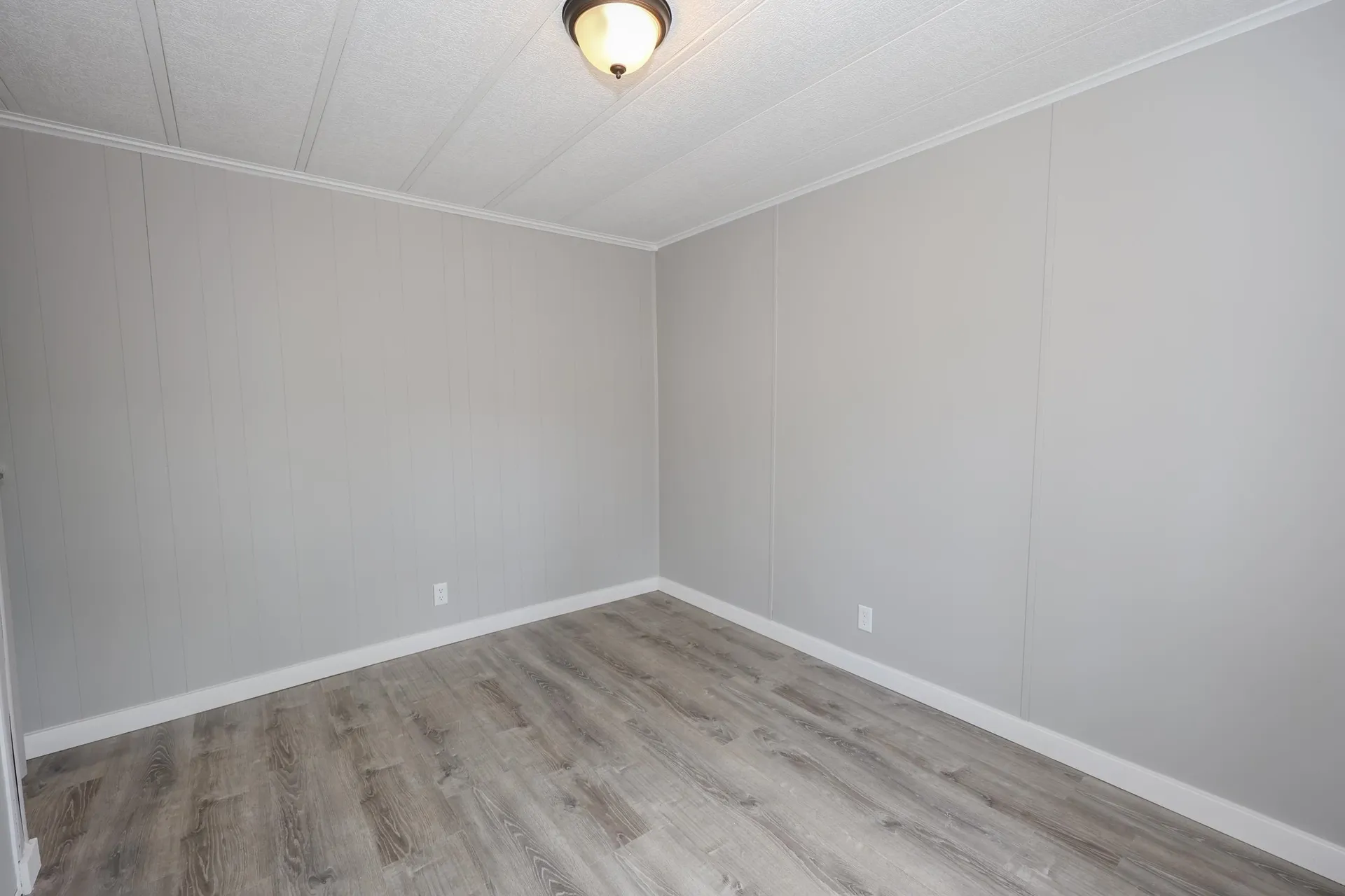 24 Donald Drive Goffstown NH 03045