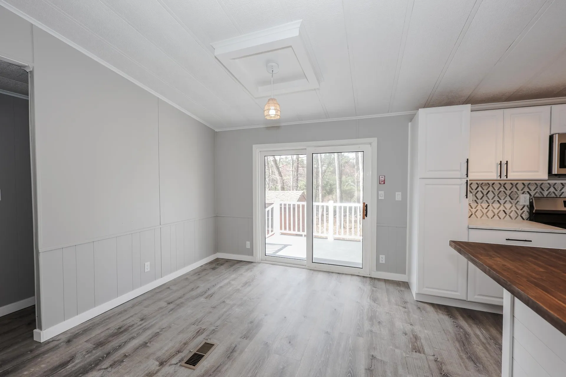 24 Donald Drive Goffstown NH 03045