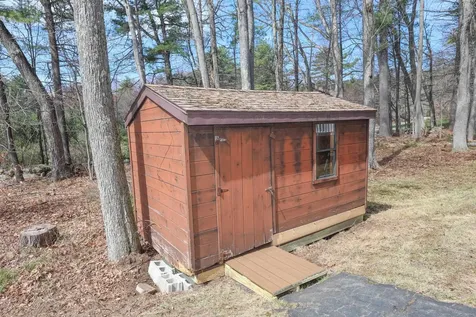 24 Donald Drive Goffstown NH 03045
