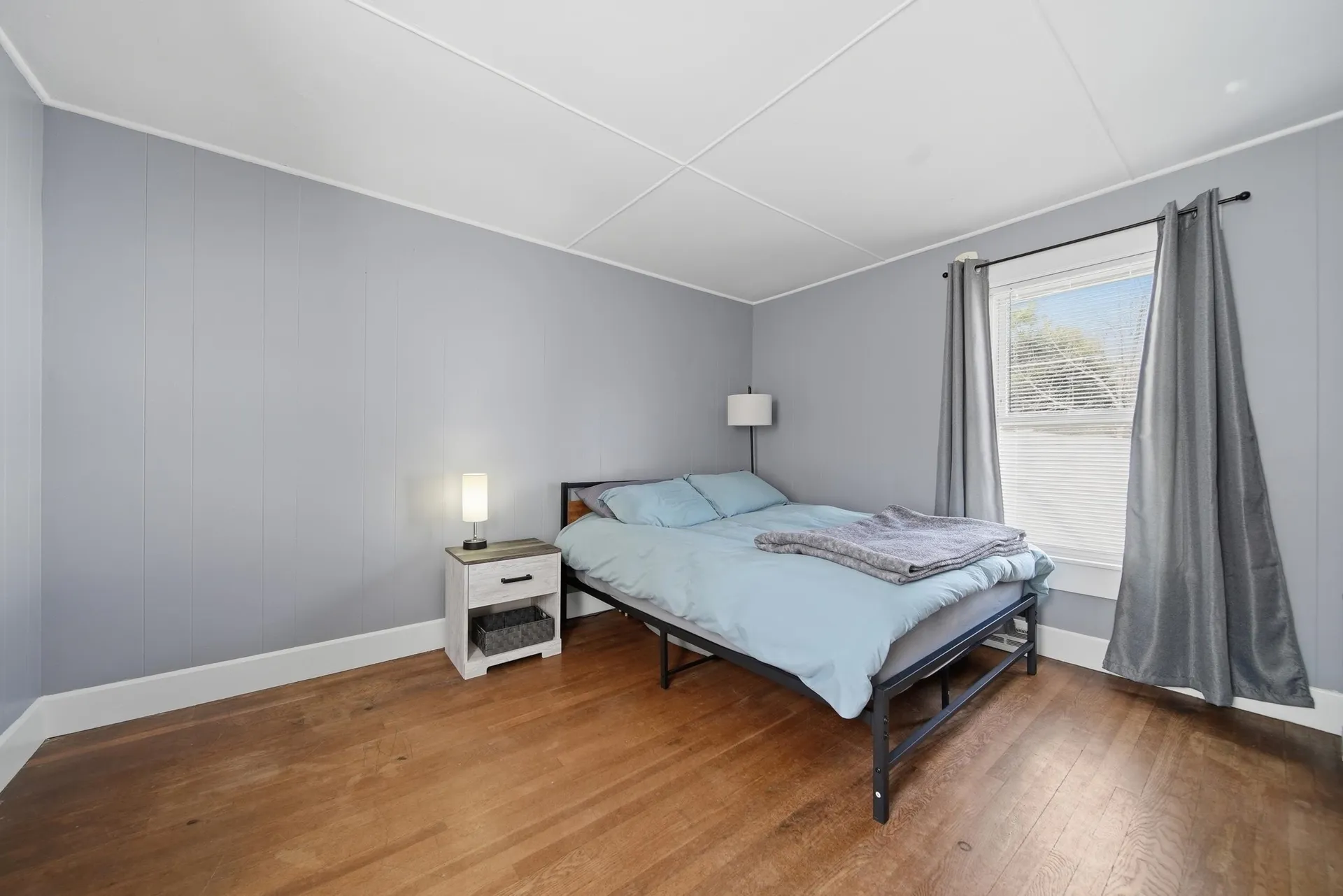 5 Neal Avenue Auburn NH 03032