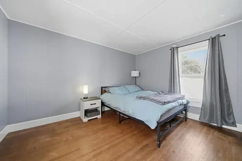 5 Neal Avenue Auburn NH 03032