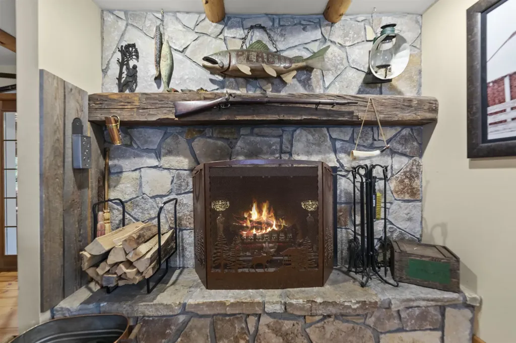 37 Burnt Hill Road Winhall VT 05340