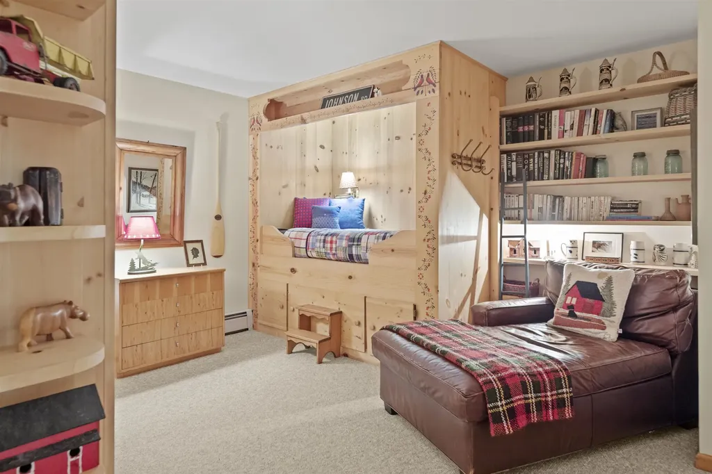 37 Burnt Hill Road Winhall VT 05340