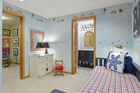 37 Burnt Hill Road Winhall VT 05340