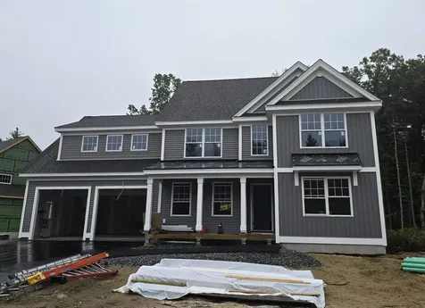 14 Tallarico Street Litchfield NH 03052