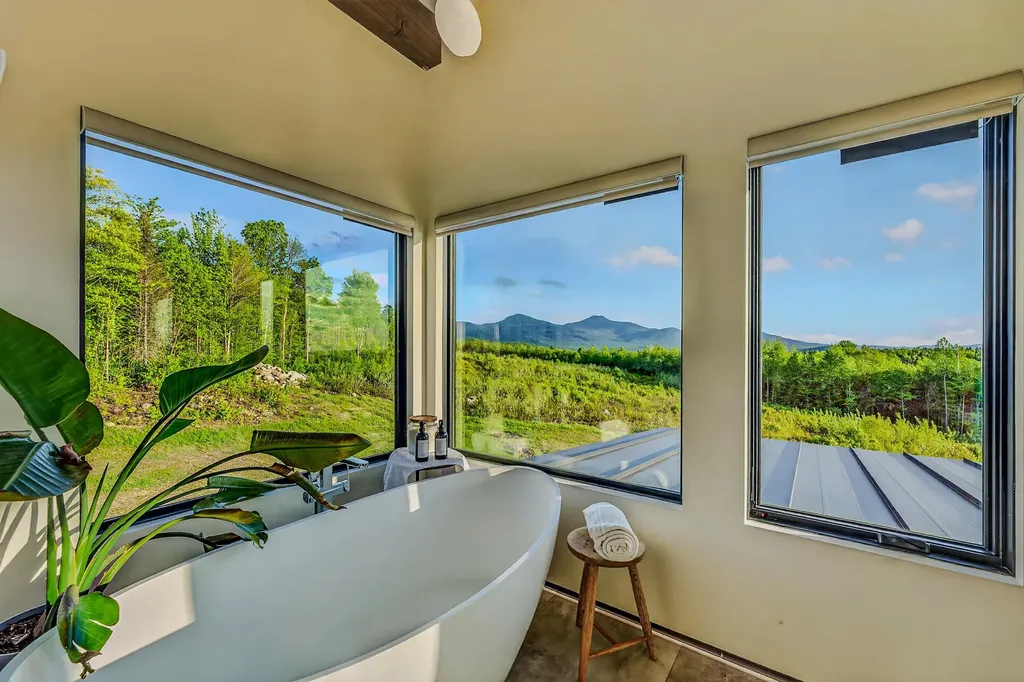 289 Ledgewood Drive Bethlehem NH 03574