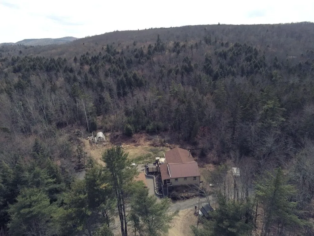 70 Moose Brook Drive Stoddard NH 03464