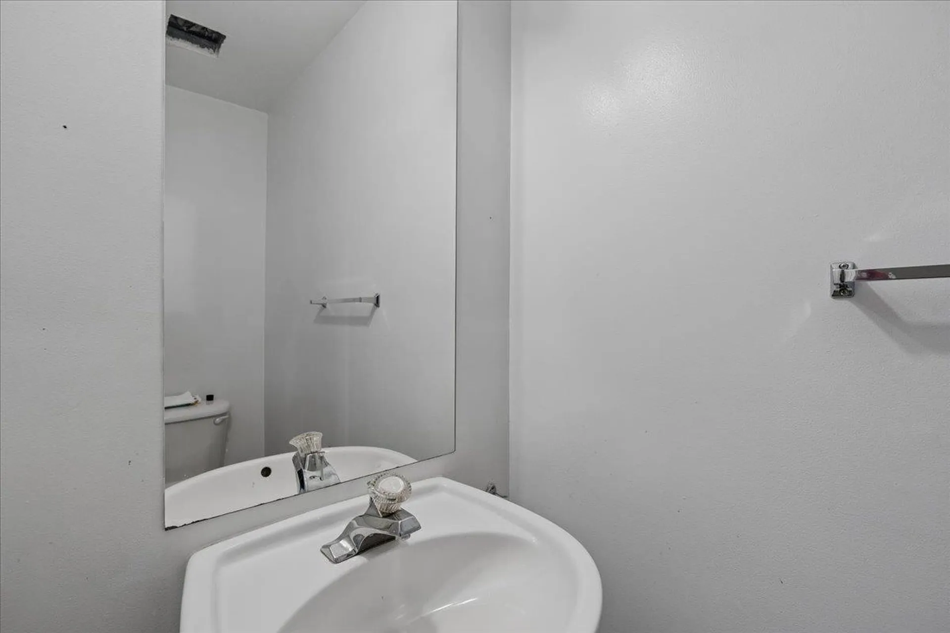 1029 S. Mammoth Road Manchester NH 03109