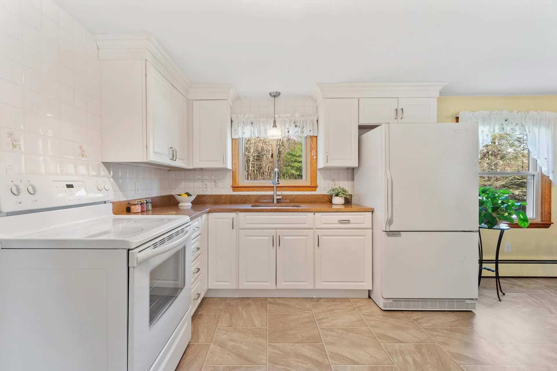 156 Belknap Road Hudson NH 03051