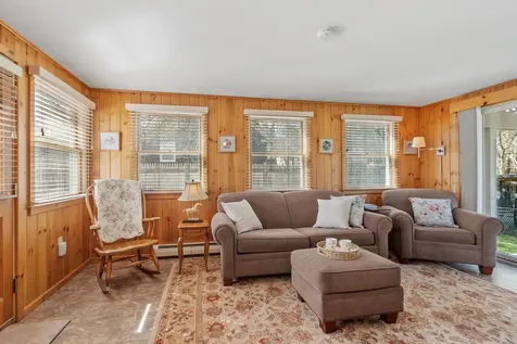 156 Belknap Road Hudson NH 03051