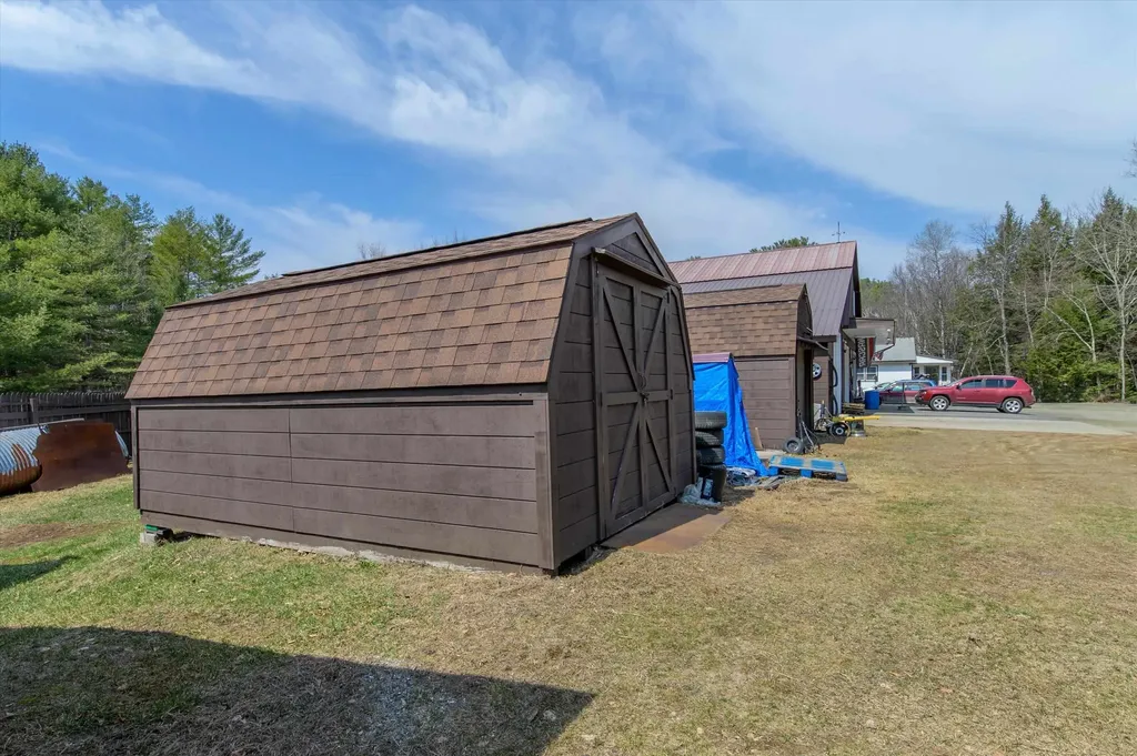 501 Stoughton Pond Road Weathersfield VT 05151
