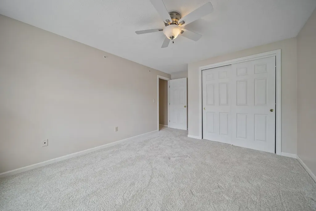 624 Hackett Hill Road Manchester NH 03102