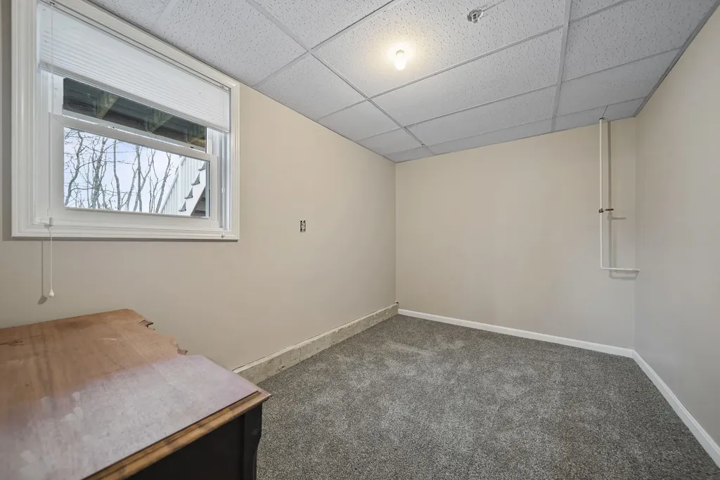 624 Hackett Hill Road Manchester NH 03102