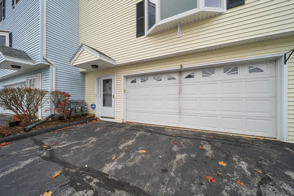 624 Hackett Hill Road Manchester NH 03102