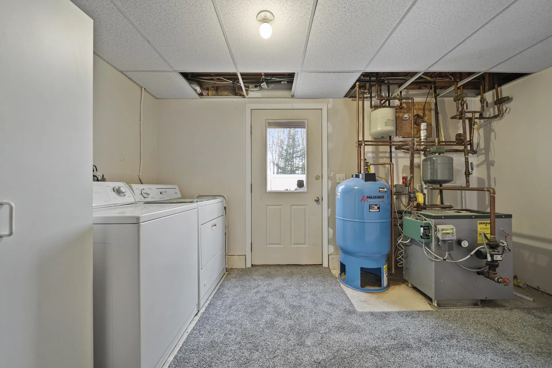 624 Hackett Hill Road Manchester NH 03102