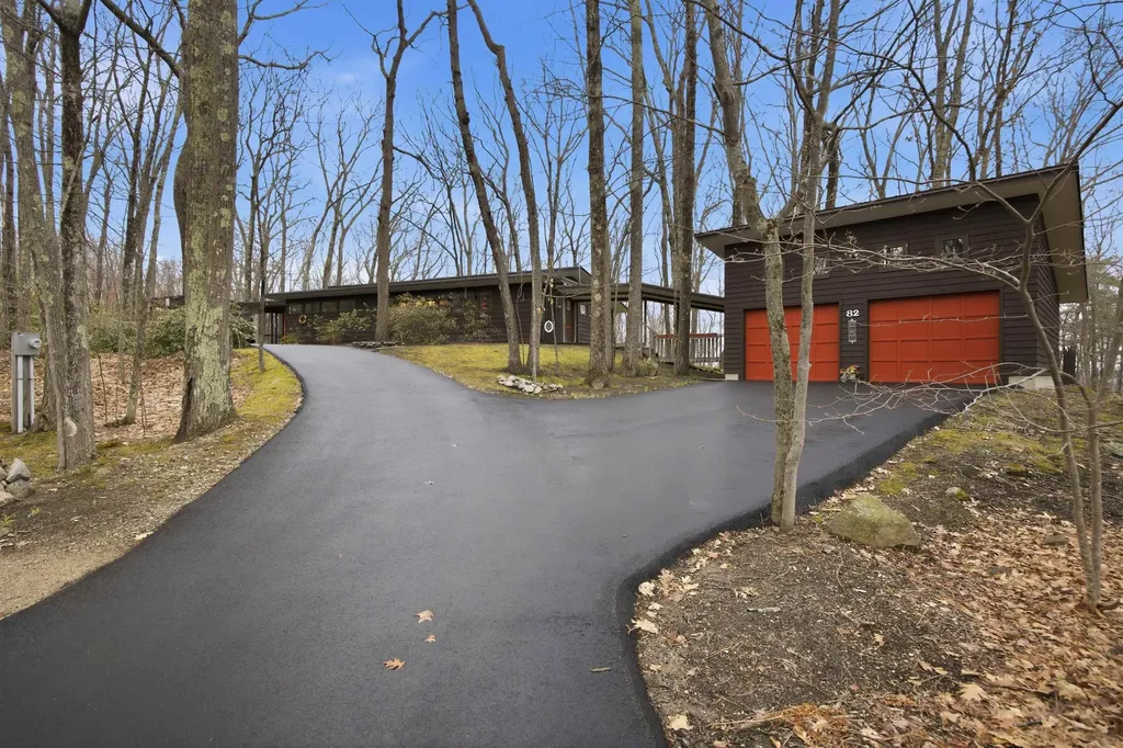 82 Little Pond Road Concord NH 03301