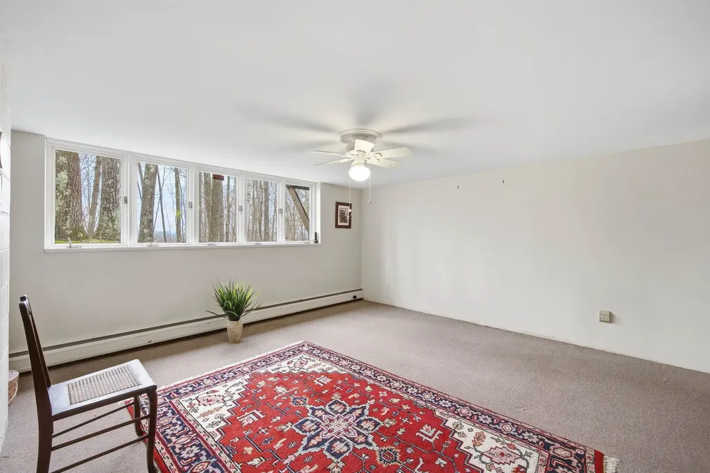 82 Little Pond Road Concord NH 03301