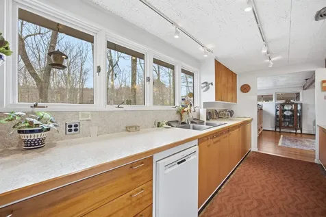 82 Little Pond Road Concord NH 03301