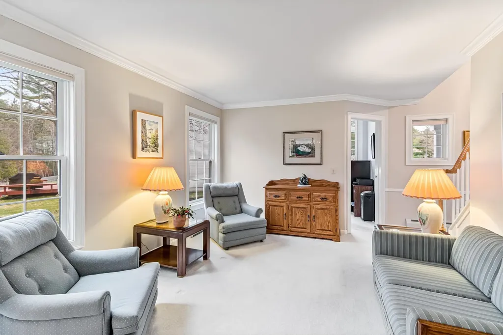 7 Cedar Court Essex VT 05452