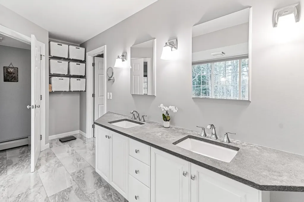 7 Cedar Court Essex VT 05452