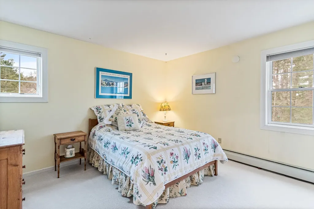 7 Cedar Court Essex VT 05452