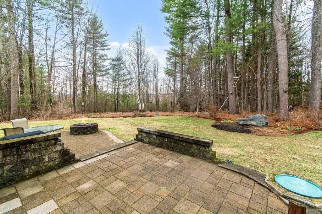 7 Cedar Court Essex VT 05452