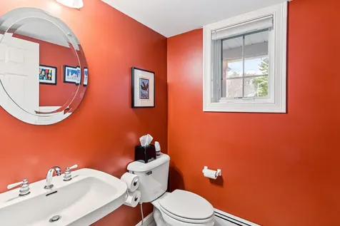 7 Cedar Court Essex VT 05452