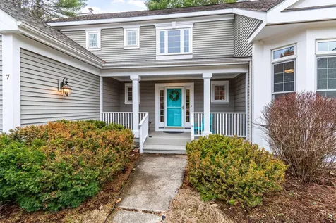 7 Cedar Court Essex VT 05452