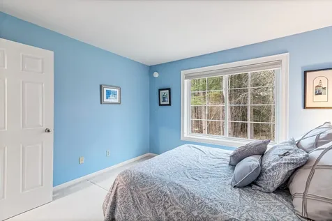 7 Cedar Court Essex VT 05452