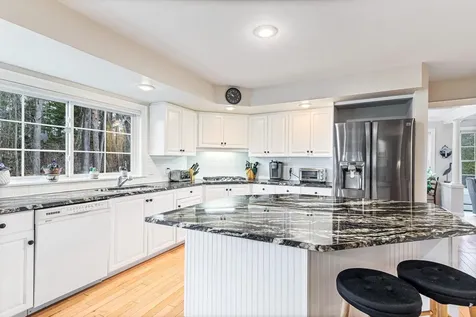 7 Cedar Court Essex VT 05452