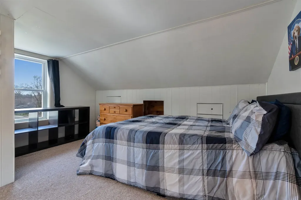 57 Franklin Street Rochester NH 03867