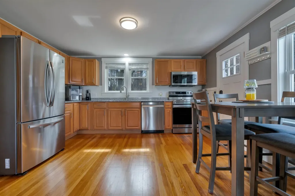 57 Franklin Street Rochester NH 03867