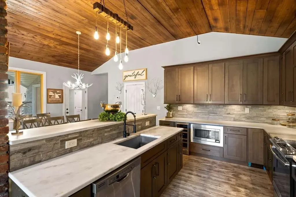 34 Mountain View Road Winhall VT 05340
