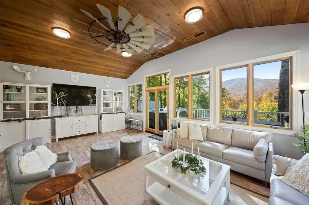 34 Mountain View Road Winhall VT 05340