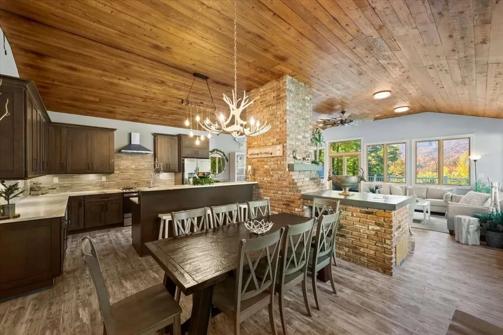 34 Mountain View Road Winhall VT 05340